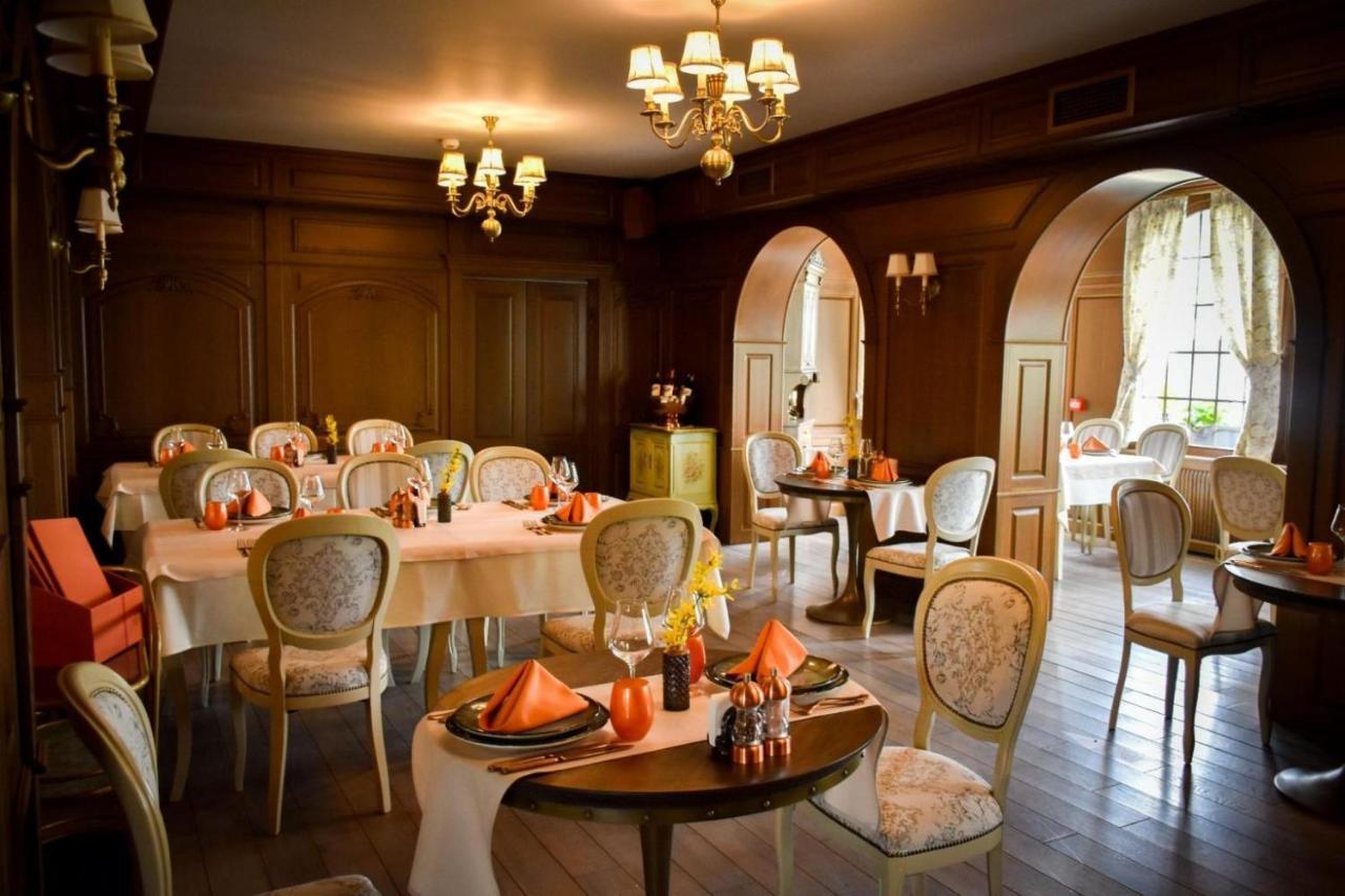 Casa Timis - Wellness & Spa Resort Chitorani Esterno foto Restaurant